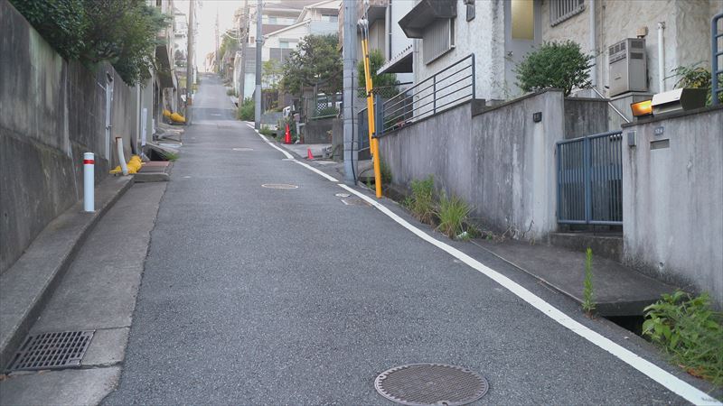 神戸 垂水の坂,路地,蝉しぐれ